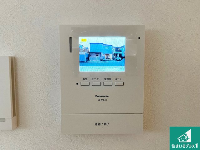 加古川市尾上町池田　新築一戸建ての防犯設備|カラーモニターインターホン！声だけでなく来訪者の姿や顔がモニターで確認できるので、小さなお子様がいらっしゃるご家庭でも安心できます！
