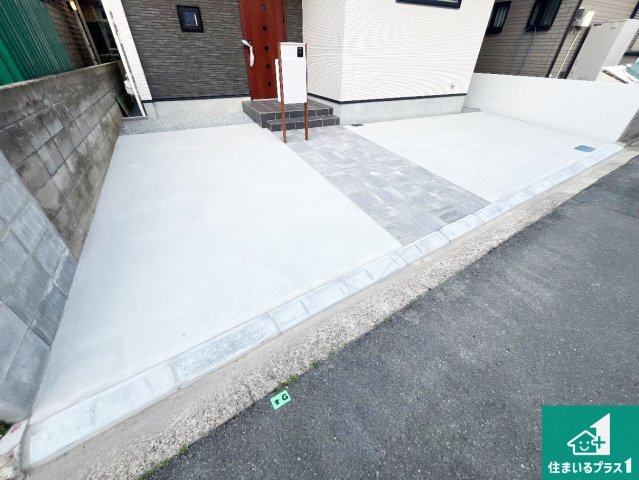 加古川市尾上町池田　新築一戸建ての駐車場|駐車スペース！散水栓があるので、こまめに愛車を洗えます！