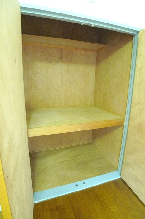 たっぷりとした収納スペースです