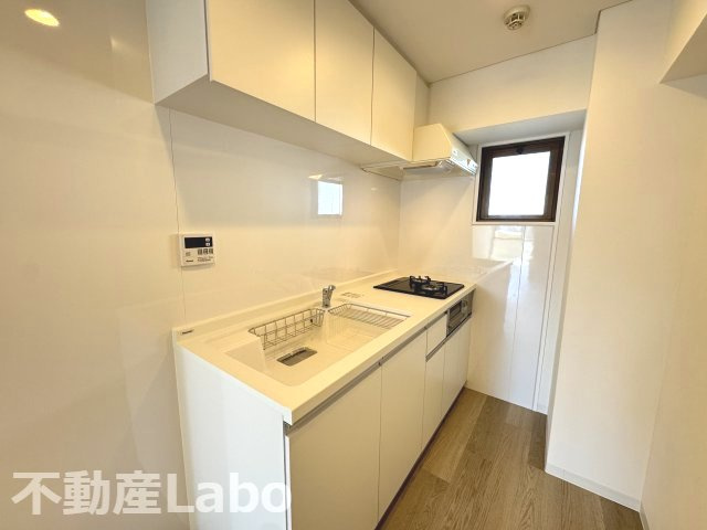 徳島市中洲町３丁目の賃貸マンションのキッチン