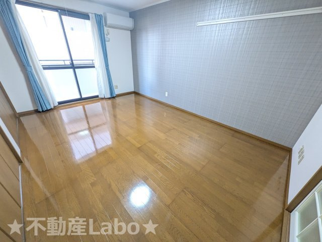 ドミール古川 Cの内装