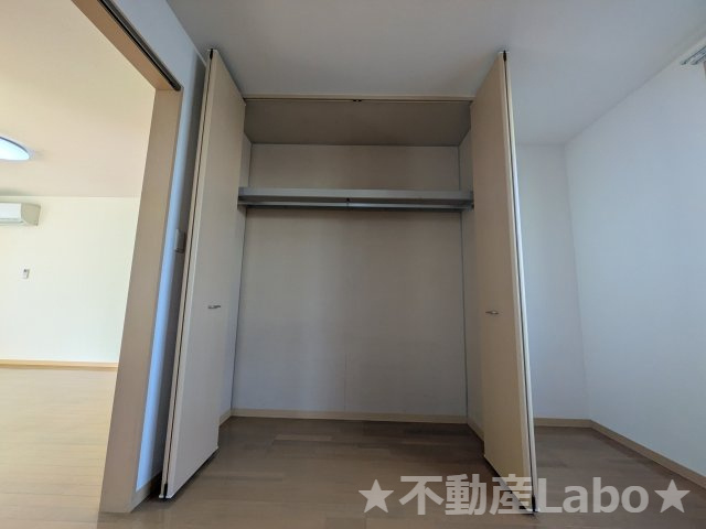 シャーメゾン川内Bの収納