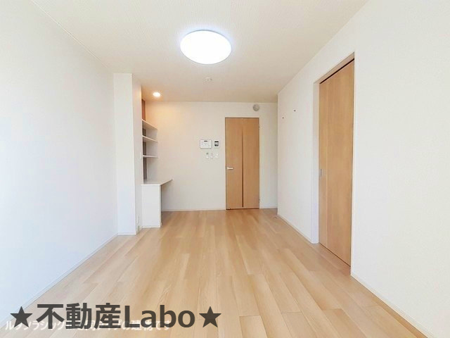 トライパーク伊月の居間・リビング