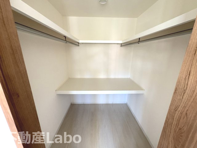 徳島市沖浜東２丁目の賃貸マンションの収納