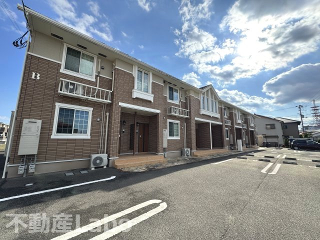 徳島市北島田町１丁目のアパートの外観