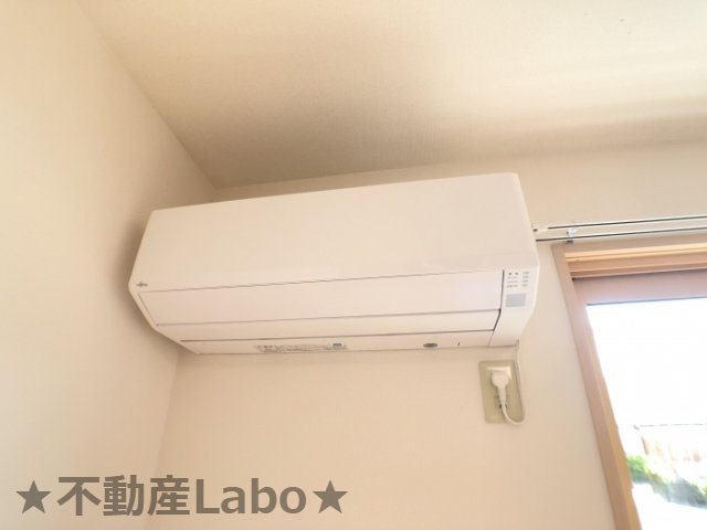 ロイヤルコートB棟　B1の設備