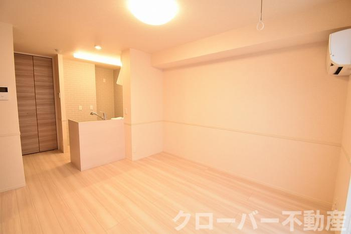 North Shore Aの居間・リビング|LDK１１帖