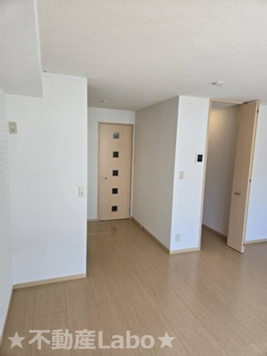 ロイヤルコート A102の内装