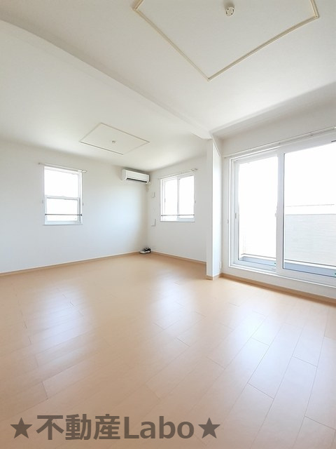 ラ・フォーレB　201