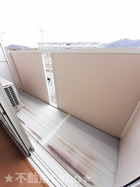 ソルトレジデンスA　のバルコニー