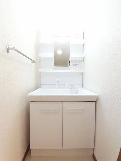 ソルトレジデンスA　の洗面所