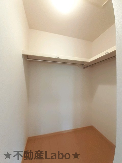 センス　202の収納