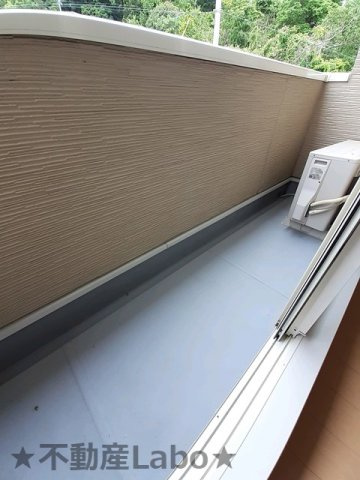センス　202のバルコニー