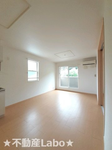 センス　202の居間・リビング