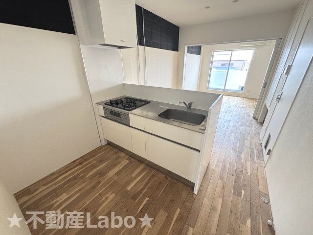 徳島市南沖洲１丁目のアパートのキッチン