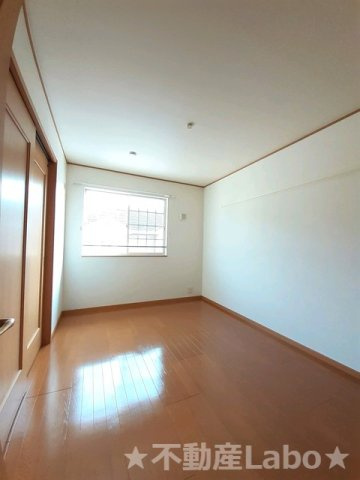 ニューカムリーA　201の内装