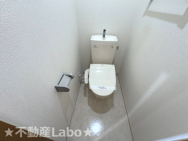 徳島市庄町４丁目のアパートのトイレ