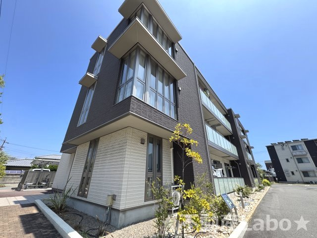 徳島市福島１丁目の賃貸マンションの駐車場