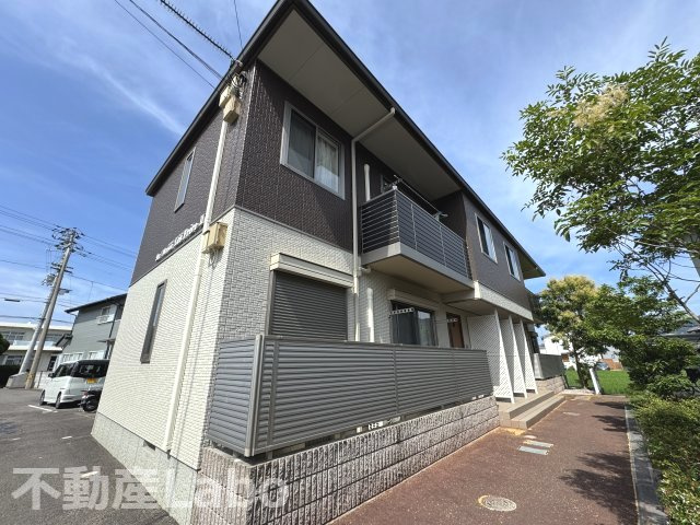 徳島市庄町４丁目のアパートの外観