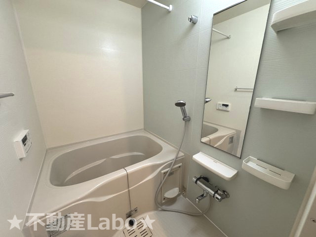 徳島市北沖洲１丁目のアパートの浴室