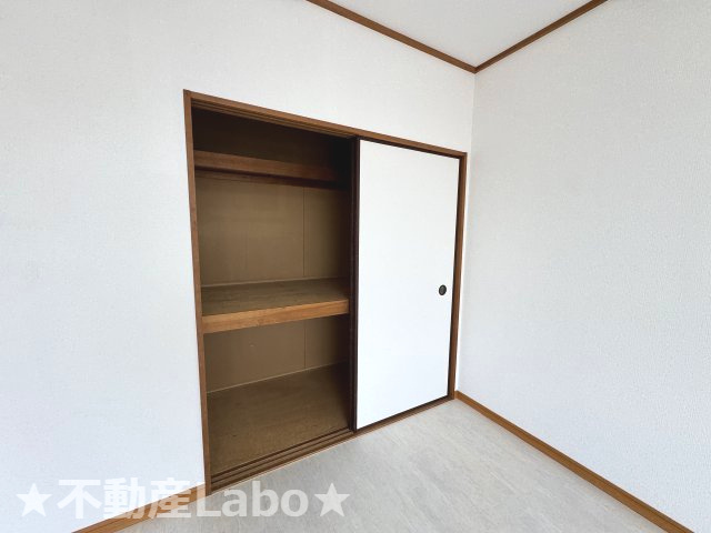 徳島市北沖洲１丁目のアパートの収納