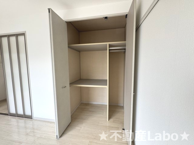徳島市安宅１丁目のアパートの収納