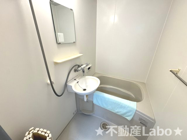 徳島市安宅１丁目のアパートの浴室