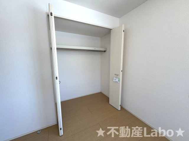 徳島市住吉６丁目のアパートの収納