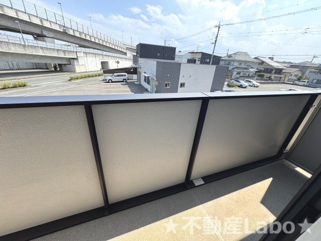 徳島市住吉６丁目のアパートのバルコニー