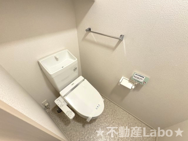 徳島市住吉６丁目のアパートのトイレ