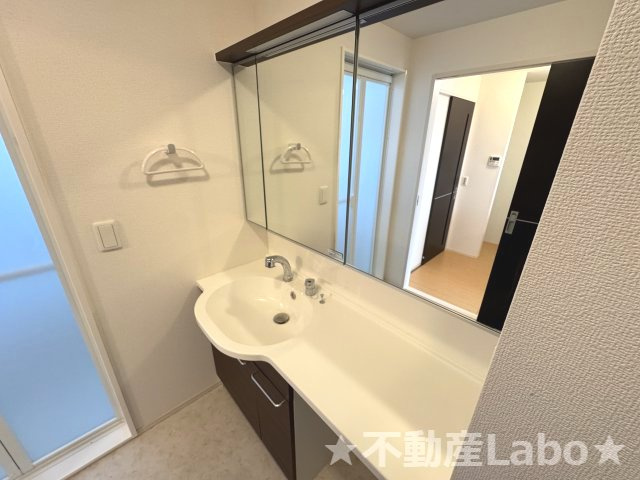 徳島市住吉６丁目のアパートの洗面所