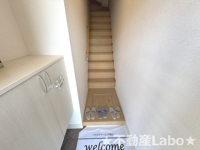 徳島市住吉６丁目のアパートの玄関