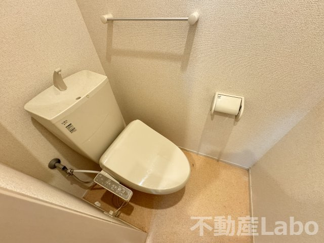 徳島市大原町余慶のアパートのトイレ