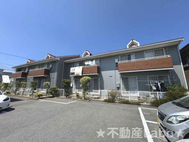 徳島市北沖洲３丁目のアパートの駐車場