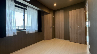 【洋室】 | 北浜ミッドタワー