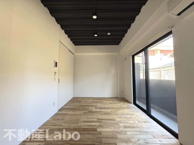 徳島市住吉１丁目の賃貸マンションの居間・リビング