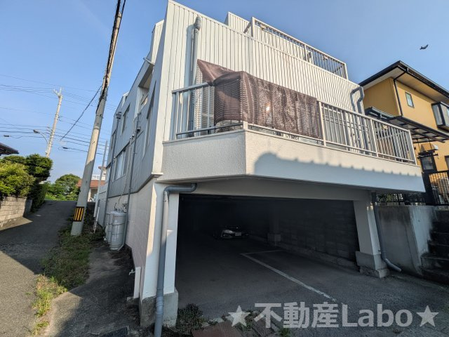 サンハイツの駐車場