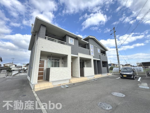 徳島市北島田町２丁目のアパートの外観