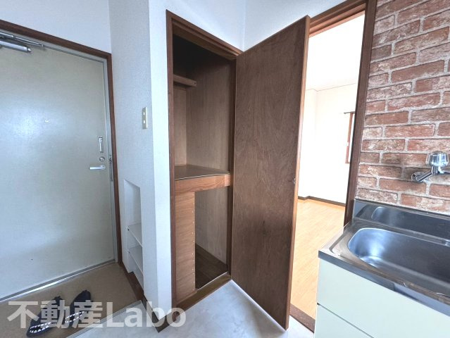 徳島市南矢三町１丁目の賃貸マンションの収納