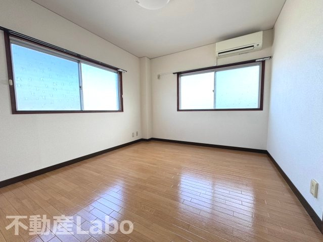 徳島市南矢三町１丁目の賃貸マンションの内装