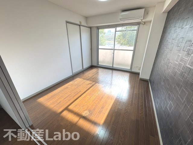 ラフォーレⅡ 106の洋室