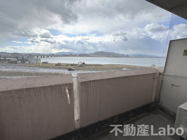 ラフォーレⅡ 106のバルコニー