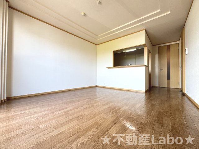 徳島市中吉野町３丁目の賃貸マンションの居間・リビング