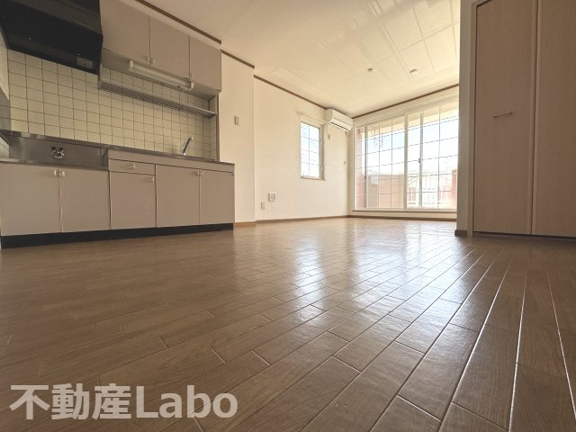 徳島市川内町榎瀬のアパート