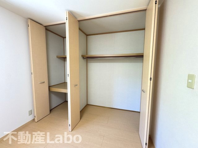 徳島市応神町古川字戎子野のテラスの収納