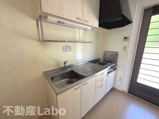 徳島市応神町古川字戎子野のテラスのキッチン