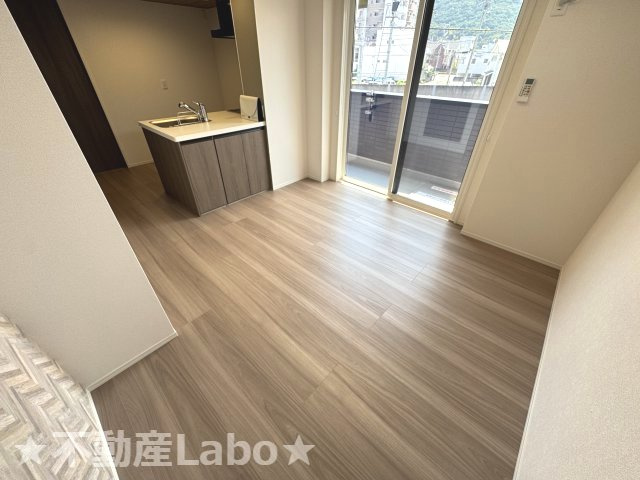 徳島市出来島本町１丁目のアパートの内装