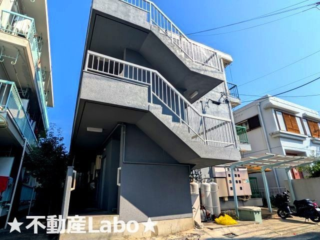 レジデンス城山の外観