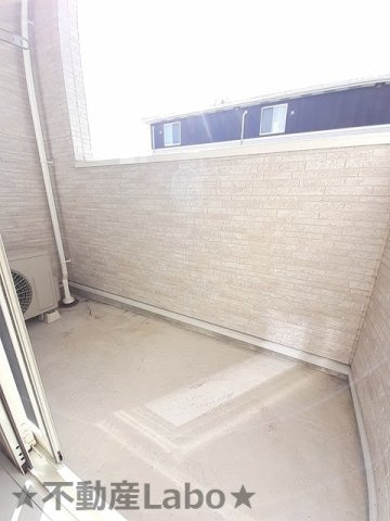 ファミール ful ful Bのバルコニー