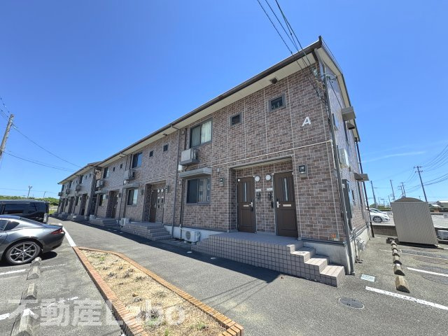 徳島市川内町大松のアパート